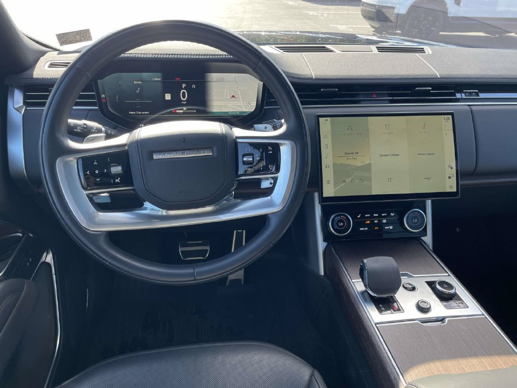 Used 2023 Land Rover Range Rover SE AWD/4WD image 13
