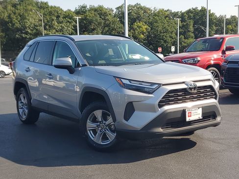 Certified 2022 Toyota RAV4 XLE AWD/4WD image 31