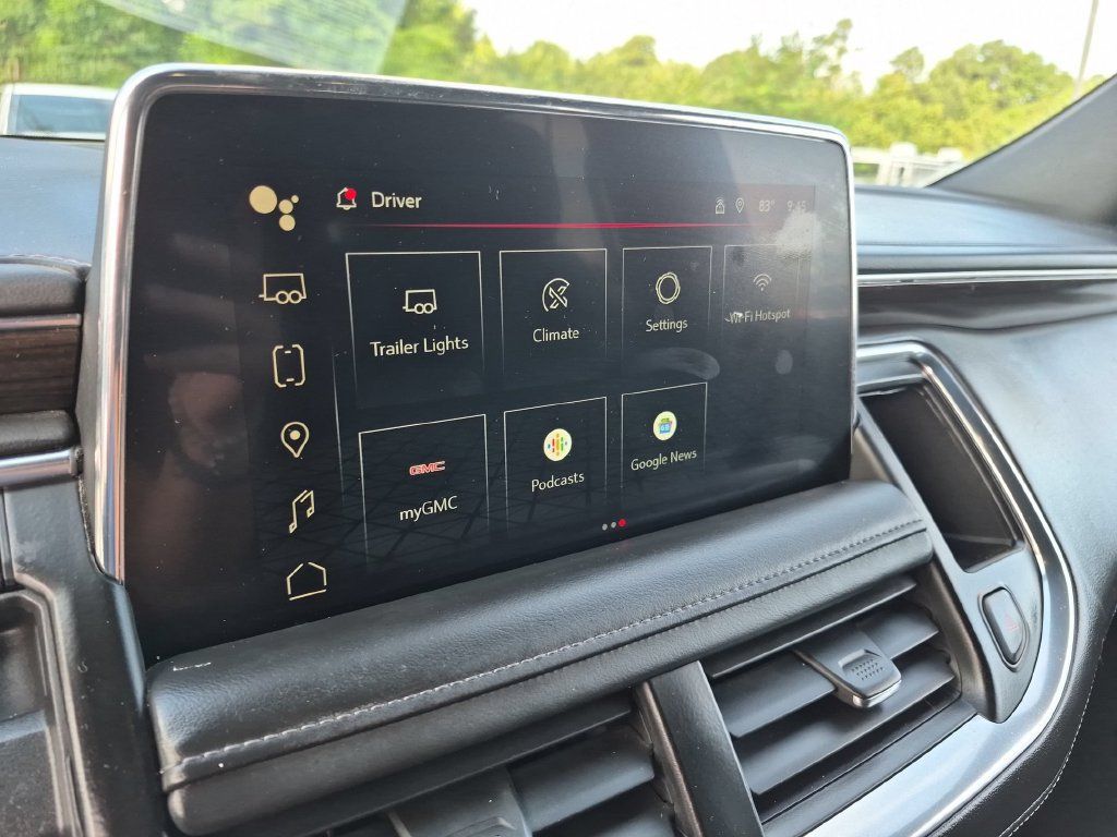 Used 2022 GMC Yukon SLE w/ Gmc Pro Safety Plus Package AWD/4WD image 20
