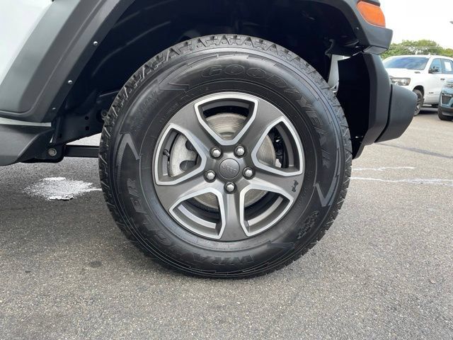 Used 2022 Jeep Wrangler Unlimited Sport AWD/4WD image 34