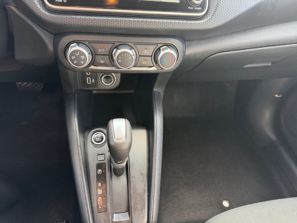 Used 2024 Nissan Kicks S FWD image 11