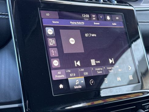 Used 2023 Jeep Grand Cherokee L Laredo image 22