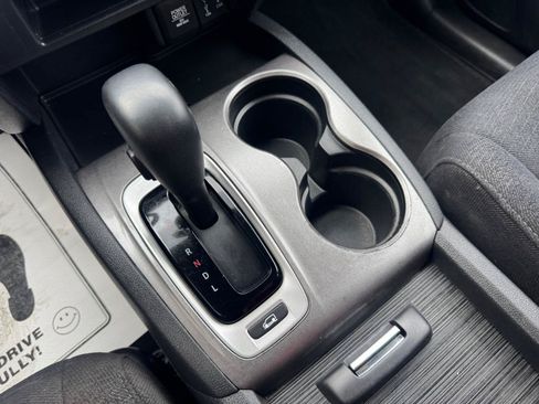 Used 2018 Honda Pilot EX image 16