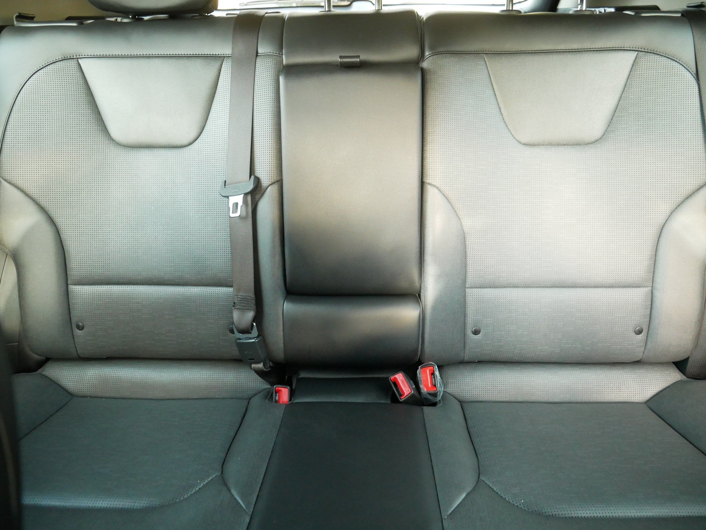 Certified 2025 Kia Niro SX Touring FWD image 13