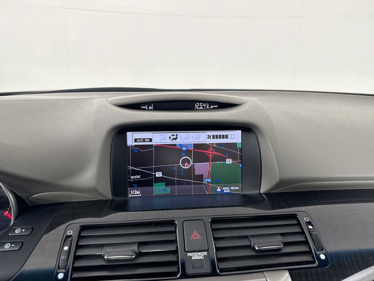 Used 2010 Acura RL w/ Technology Package AWD/4WD image 4