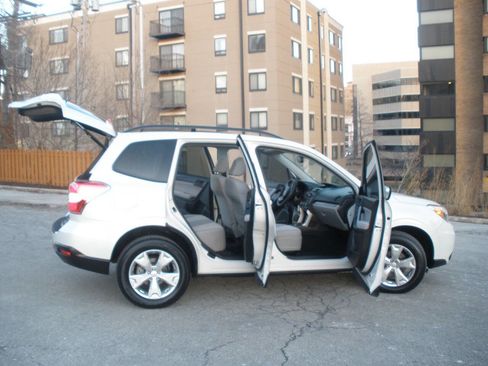 Used 2015 Subaru Forester 2.5i Premium w/ Popular Package #2 image 21