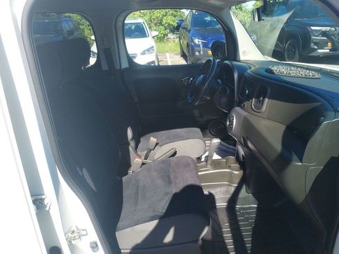 Used 2014 Nissan Cube 1.8 SL w/ Interior Designer Package FWD image 25