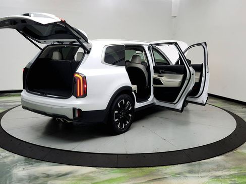 Used 2024 Kia Telluride SX FWD image 11