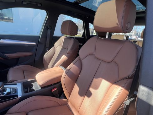 Used 2025 Audi Q5 Prestige image 16