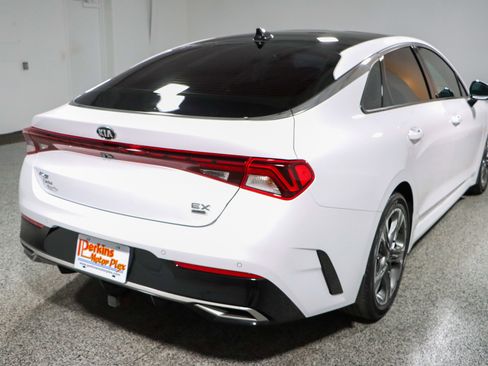 Used 2021 Kia K5 EX image 7