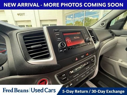 Used 2019 Honda Pilot LX image 16