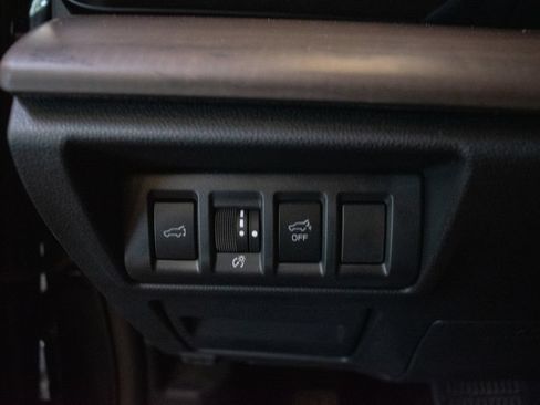 Certified 2024 Subaru Outback Limited w/ Tech Package 2 AWD/4WD image 19