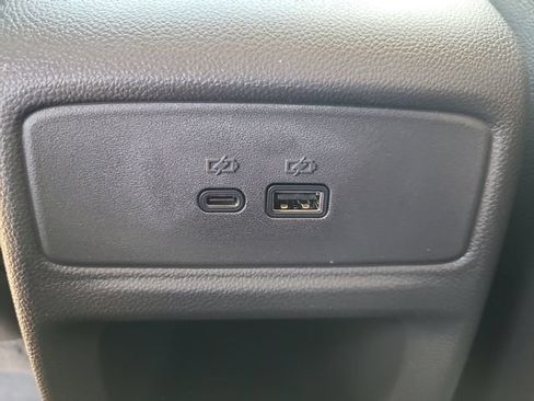 New 2026 Chevrolet Trax LT w/ Midnight Edition FWD image 14