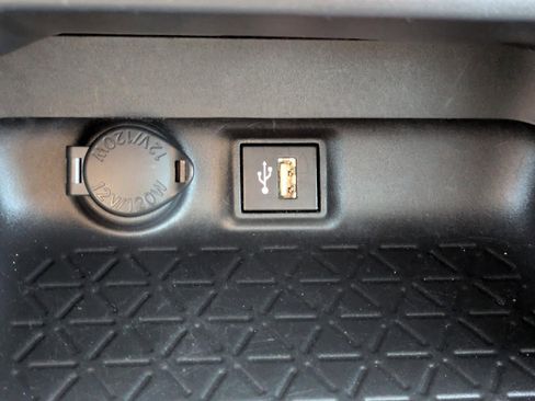 Used 2023 Toyota RAV4 XLE image 23