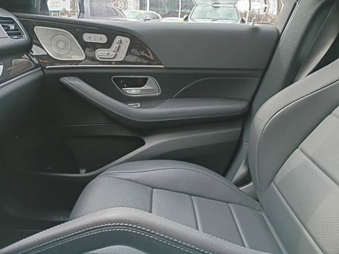 Certified 2023 Mercedes-Benz GLS 450 4MATIC image 13