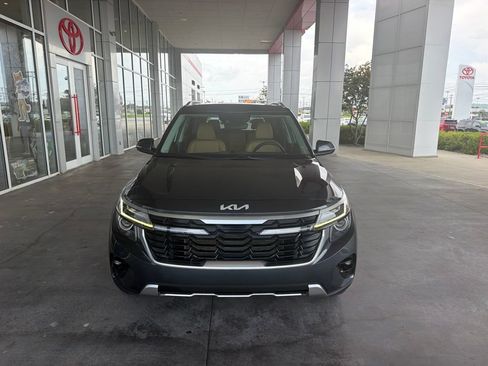 Used 2024 Kia Seltos EX AWD/4WD image 8