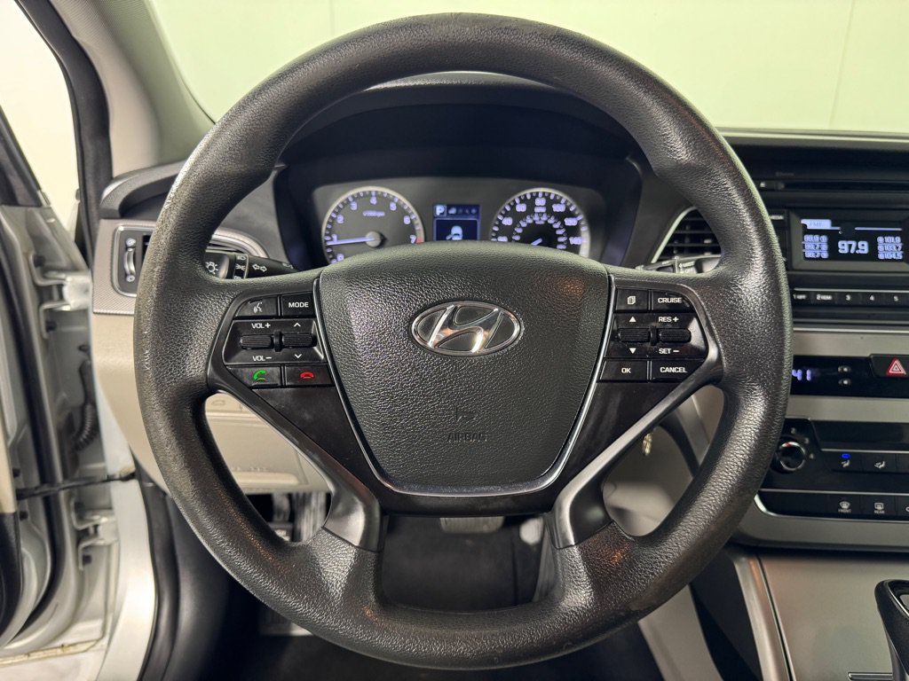 Used 2017 Hyundai Sonata SE FWD image 36