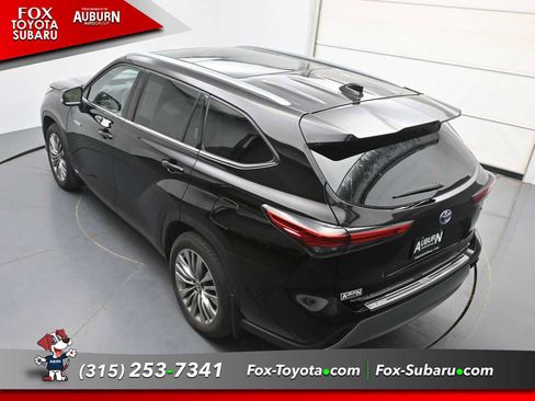 Used 2021 Toyota Highlander Platinum AWD/4WD image 27