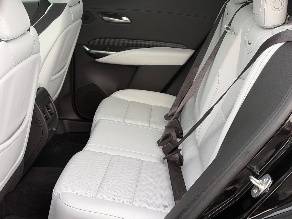 Used 2024 Cadillac XT4 Sport AWD/4WD image 10