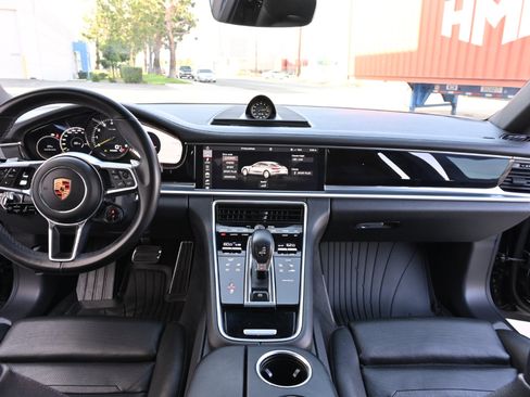 Used 2018 Porsche Panamera 4 AWD/4WD image 13