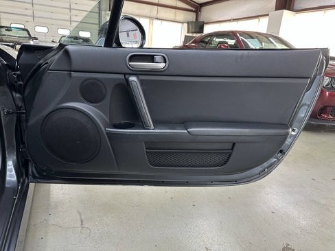 Used 2014 MAZDA MX-5 Miata Sport image 14