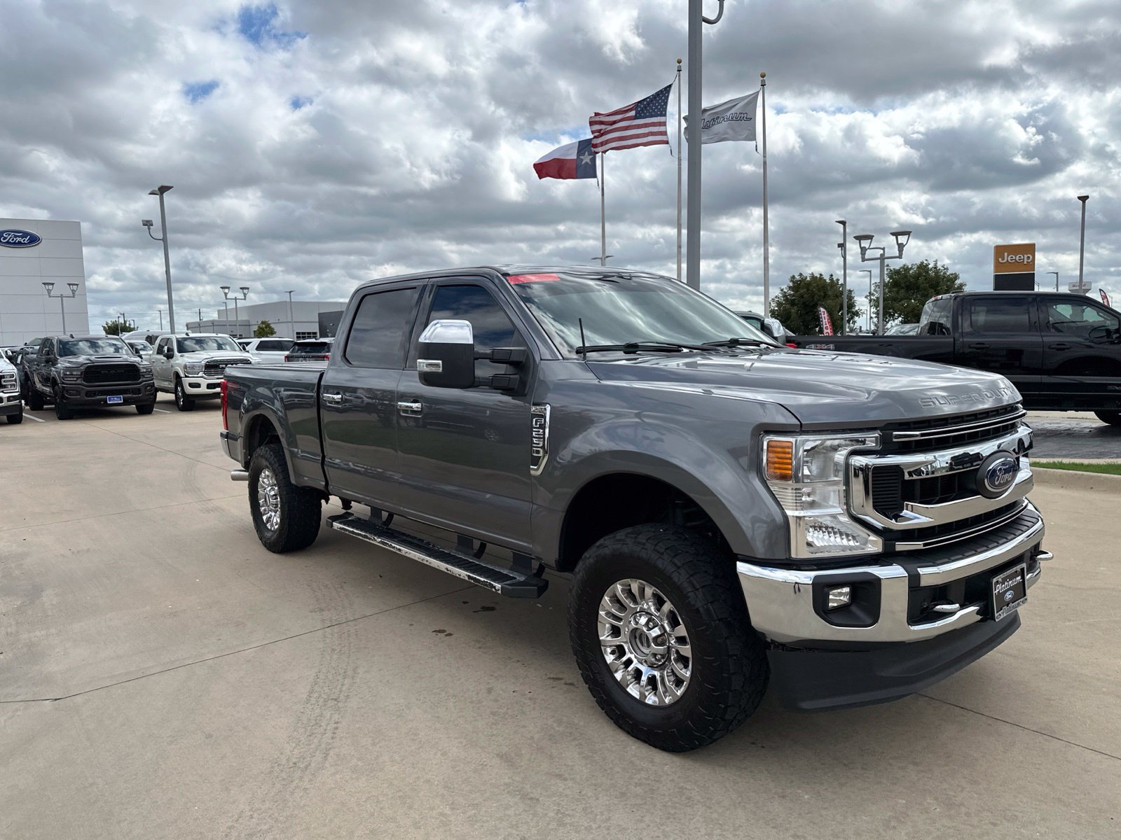 Used 2022 Ford F250 XLT w/ XLT Premium Package AWD/4WD image 8