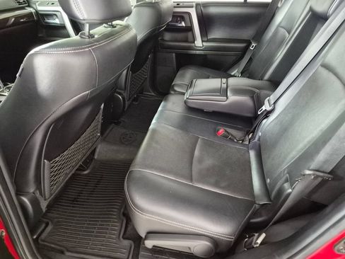 Used 2018 Toyota 4Runner Limited AWD/4WD image 25