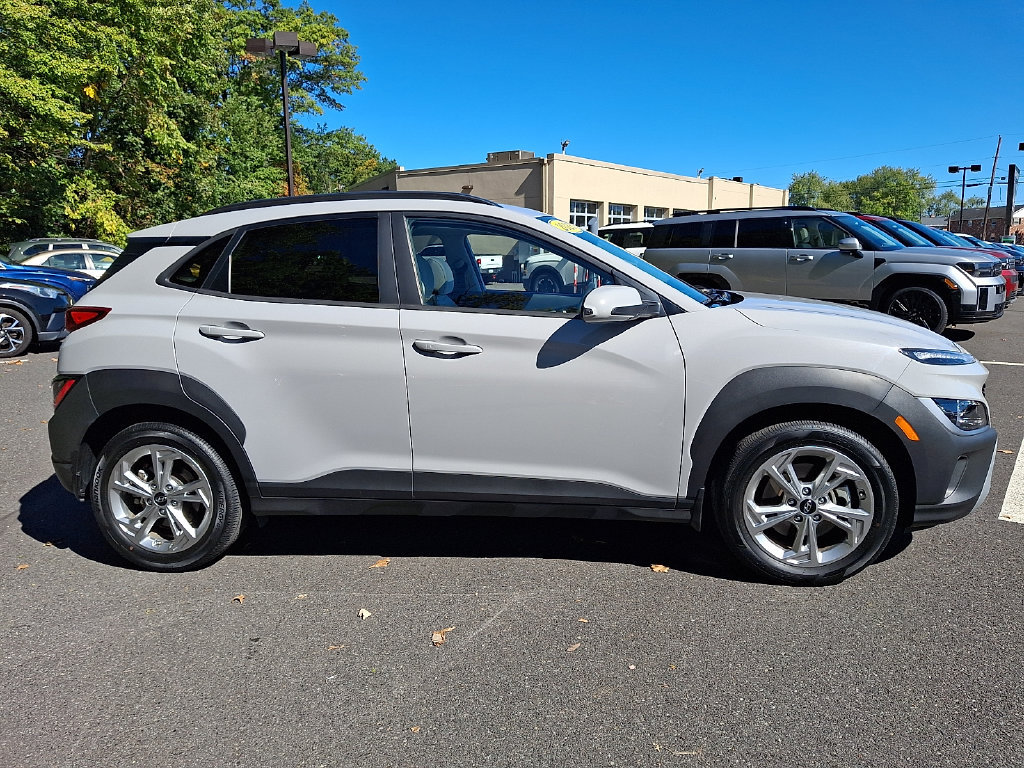 Certified 2023 Hyundai Kona SEL w/ Convenience Package AWD/4WD image 7