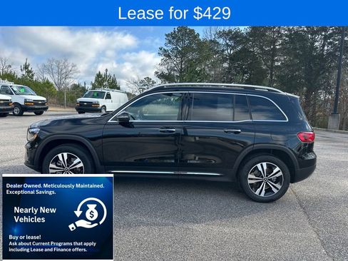 Used 2025 Mercedes-Benz GLB 250 4MATIC image 7