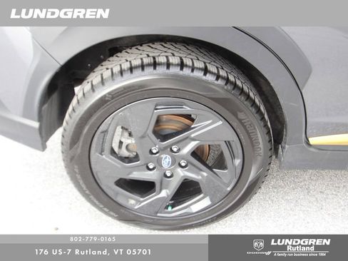 Used 2024 Subaru Crosstrek 2.5i Sport AWD/4WD image 12
