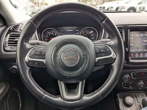 Used 2020 Jeep Compass Limited image 18