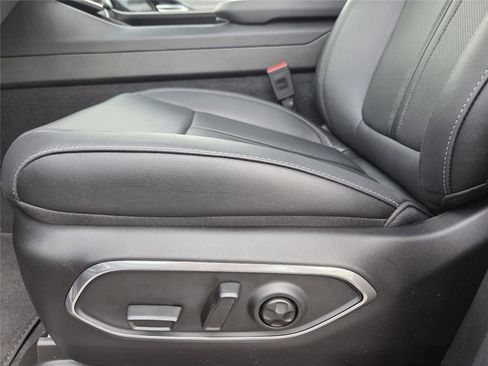 New 2026 Jeep Grand Wagoneer Limited image 19