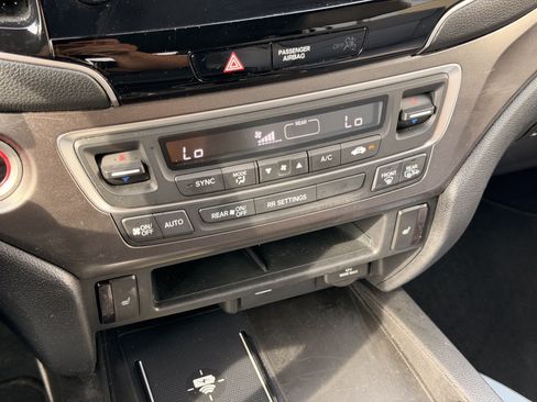 Certified 2024 Honda Passport EX-L image 21
