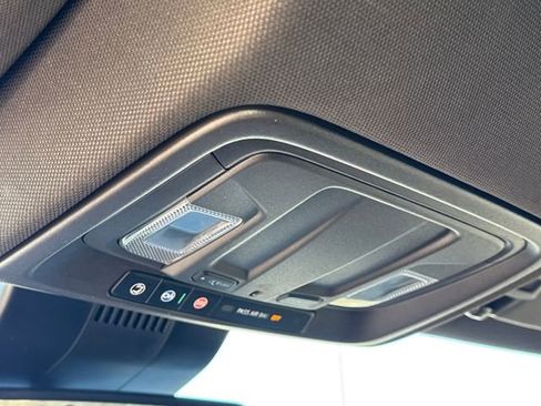 Used 2024 GMC Sierra 1500 SLT image 28