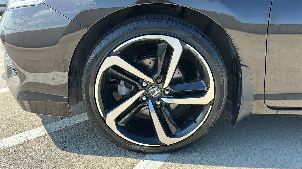 Used 2022 Honda Accord Sport image 7
