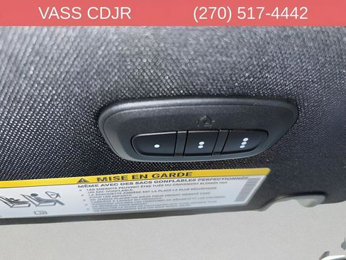 New 2026 Chrysler Pacifica Select image 18