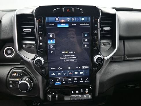 Used 2024 RAM 2500 Big Horn w/ Night Edition image 27