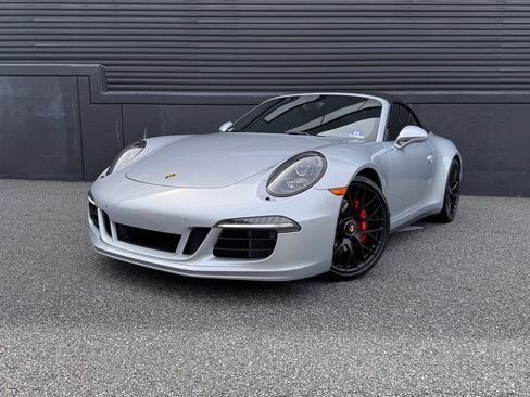 Certified 2015 Porsche 911 Cabriolet image 1