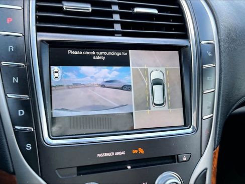 Used 2018 Lincoln MKX Reserve w/ Driver Assistance Package FWD image 26