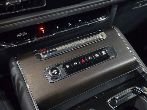 New 2026 Lincoln Aviator Reserve w/ Jet Appearance Package image 28