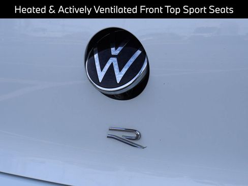 Certified 2024 Volkswagen Golf R image 10