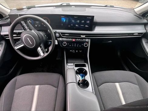 Used 2025 Hyundai Sonata SEL FWD image 20