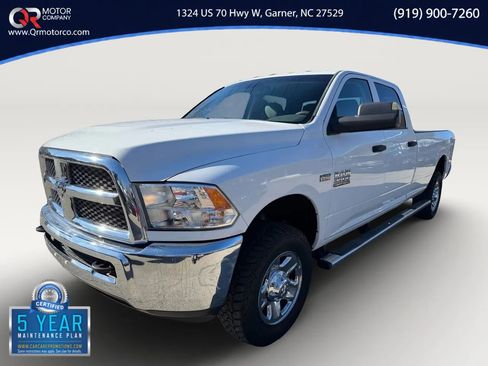 Used 2017 RAM 3500 Tradesman w/ Chrome Appearance Group AWD/4WD image 8