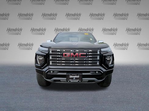 Used 2023 GMC Canyon Denali w/ Denali Black Edition AWD/4WD image 5