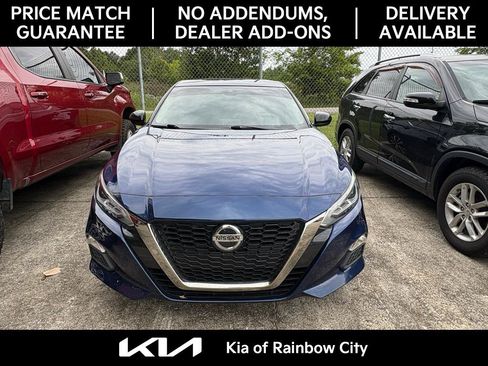 Used 2020 Nissan Altima 2.5 SR FWD image 2