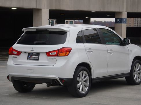 Used 2015 Mitsubishi Outlander Sport SE image 11