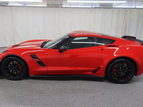 Used 2019 Chevrolet Corvette Grand Sport RWD image 4