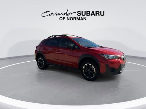 Used 2023 Subaru Crosstrek 2.0i AWD/4WD image 2