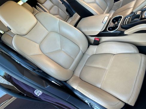 Used 2016 Porsche Cayenne image 24