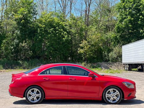 Used 2018 Mercedes-Benz CLA 250 4MATIC image 7